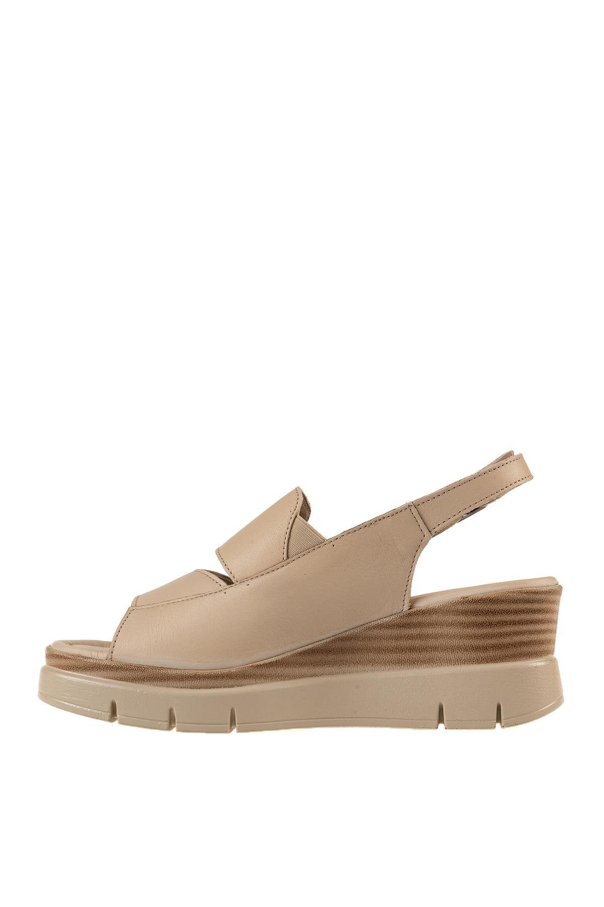 ÜÇEL 0090 KADIN SANDALET BEJ