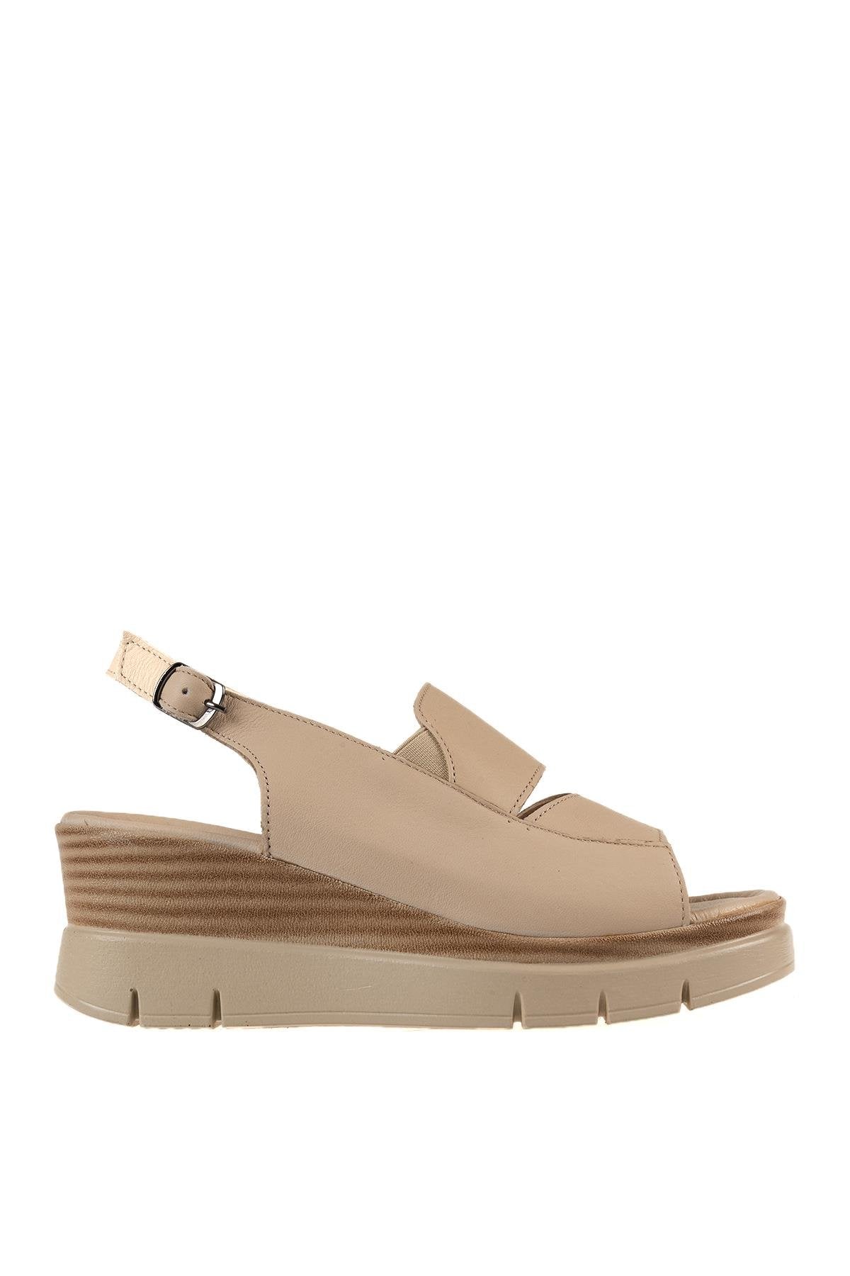 ÜÇEL 0090 KADIN SANDALET BEJ