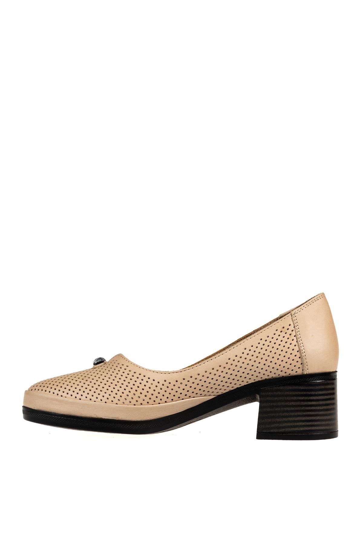 ÜÇEL 106 KADIN TOPUKLU AYAKKABI BEJ
