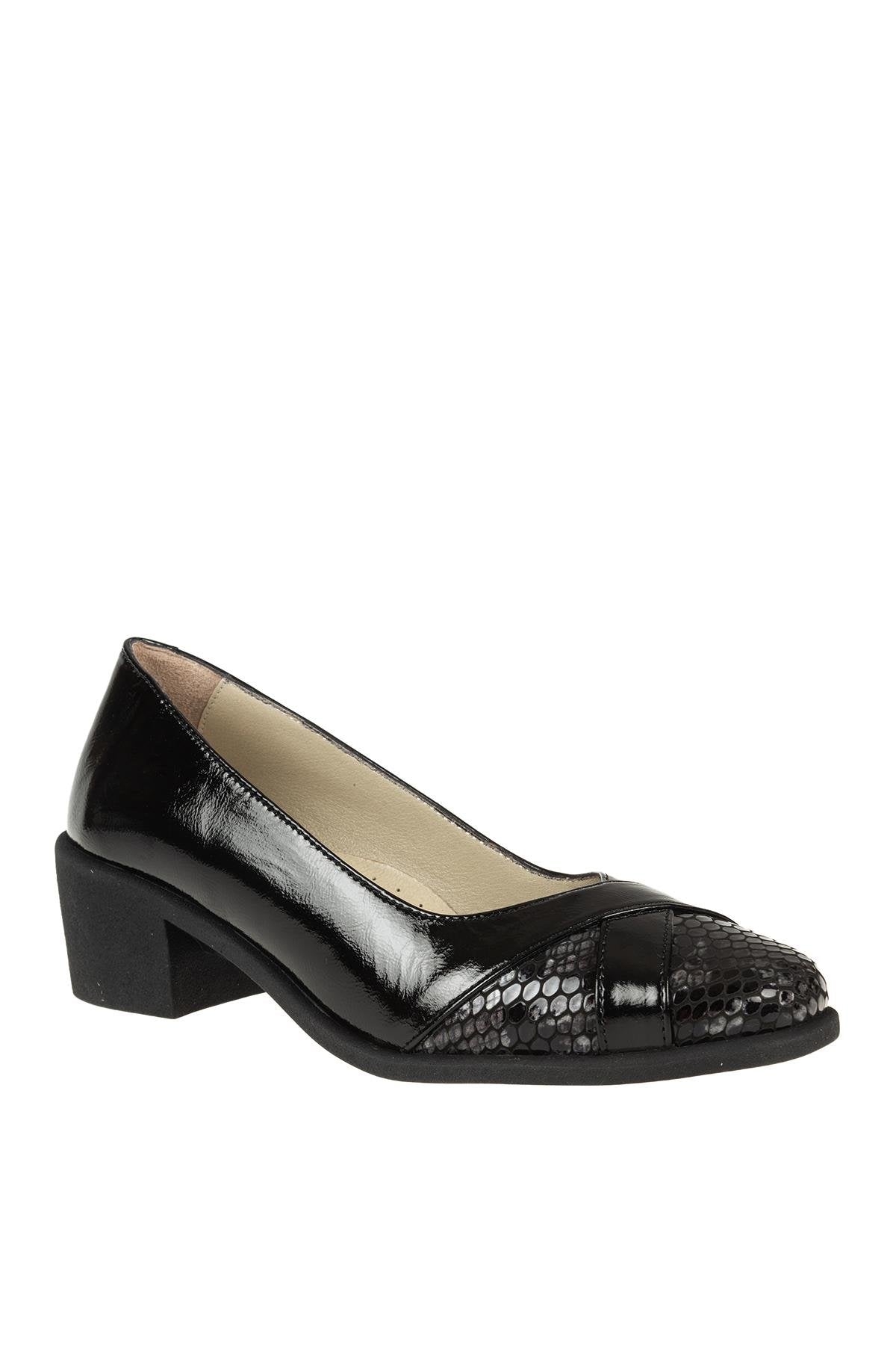 ÜÇEL 1210 KADIN TOPUKLU AYAKKABI