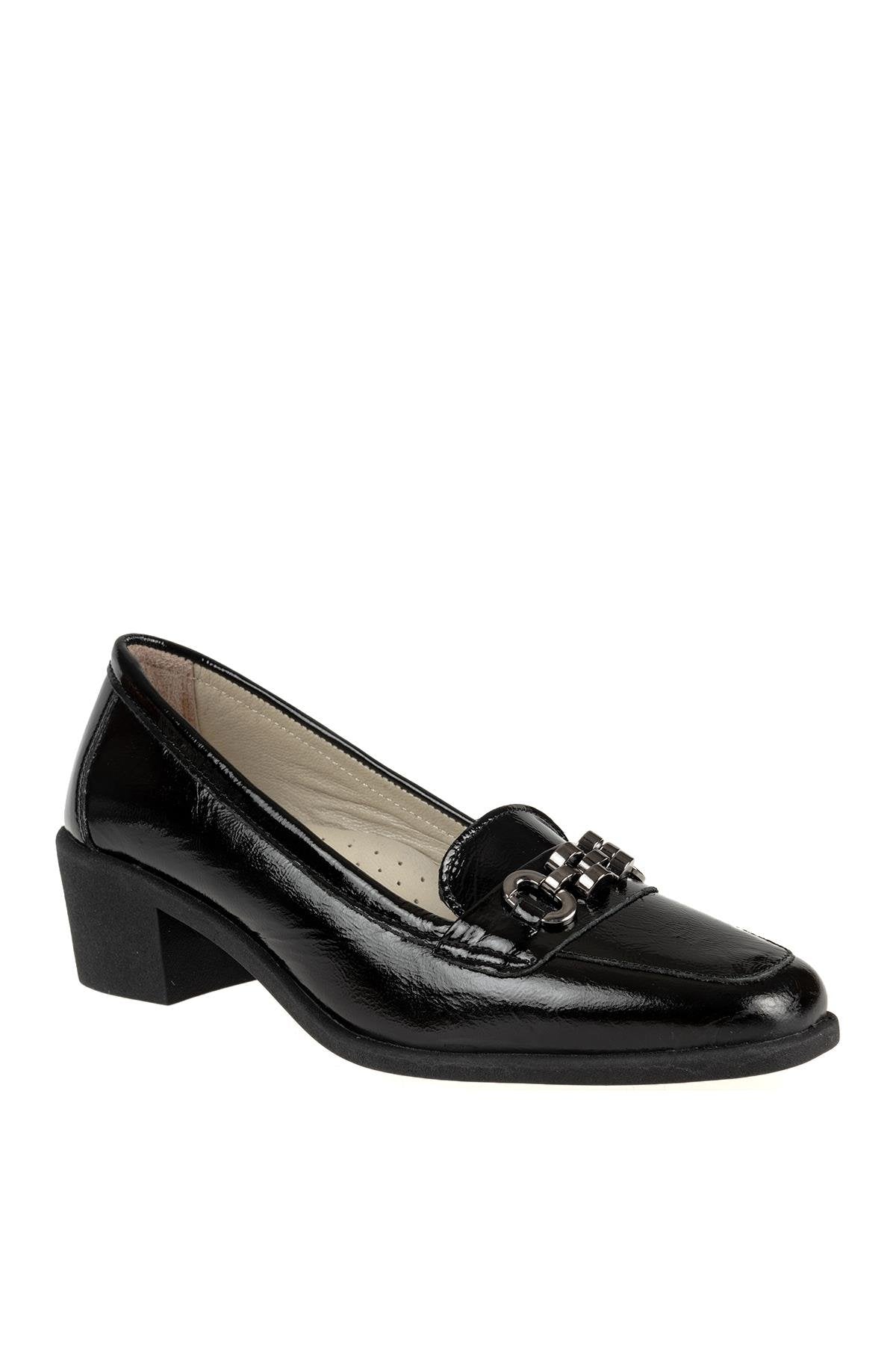 ÜÇEL 1211 KADIN TOPUKLU AYAKKABI