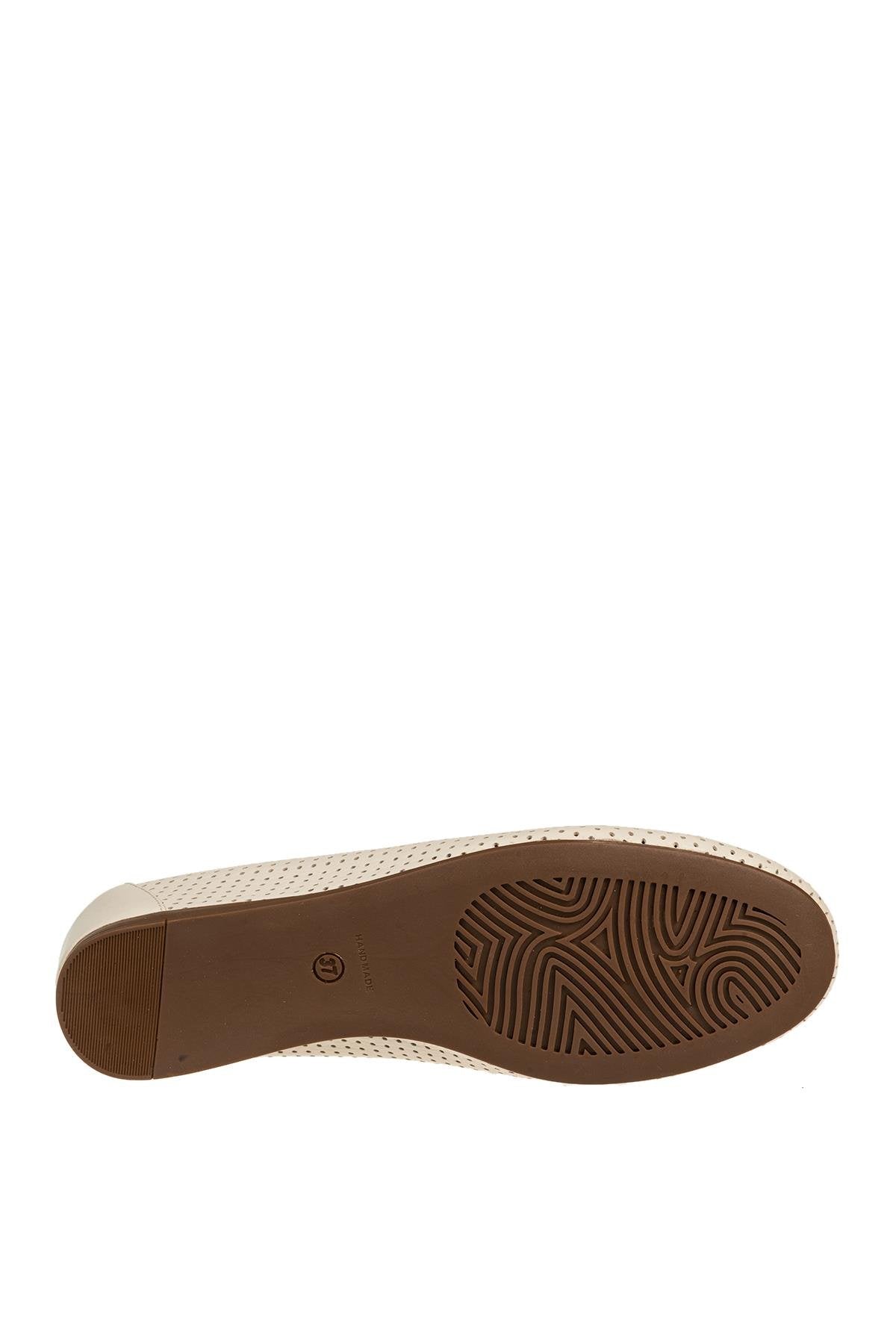 ÜÇEL 449 DOLGU TABAN KADIN AYAKKABI EKRU