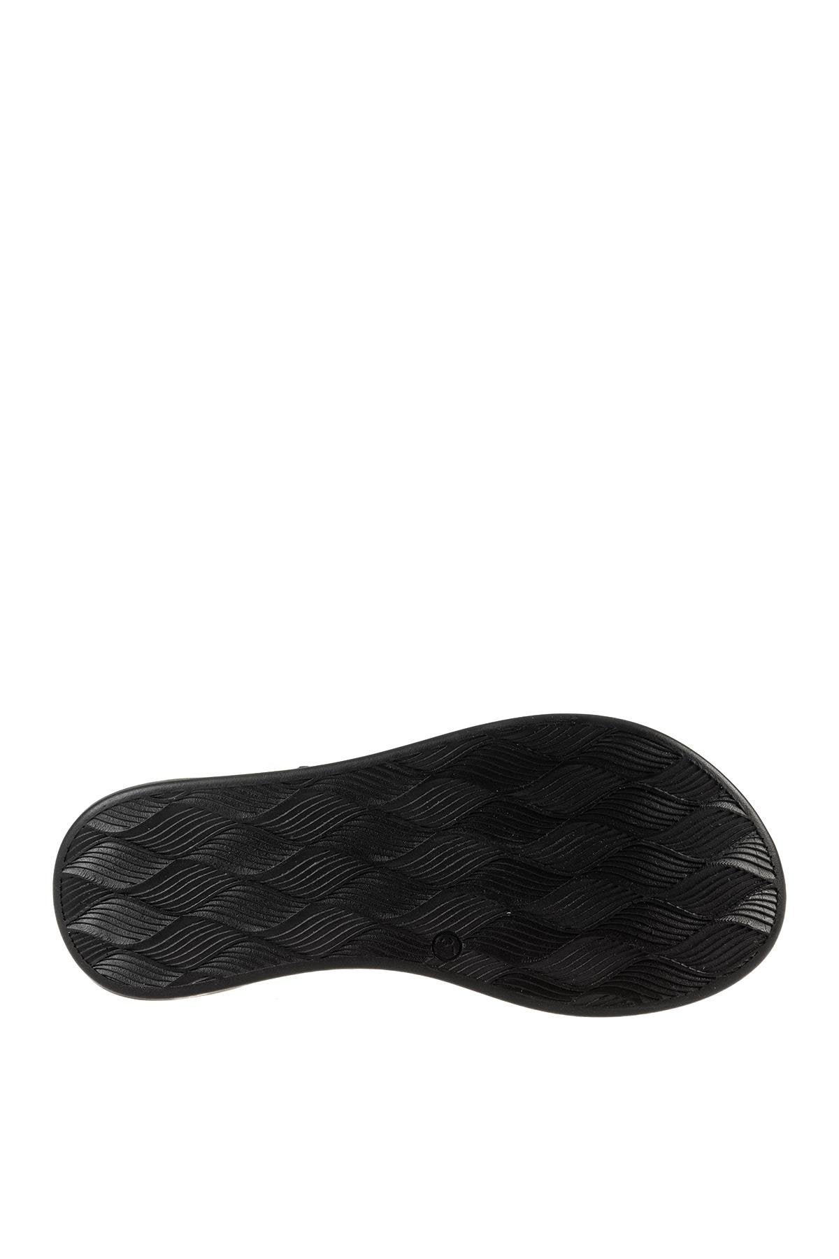 ÜÇEL 51 KADIN SANDALET SİYAH