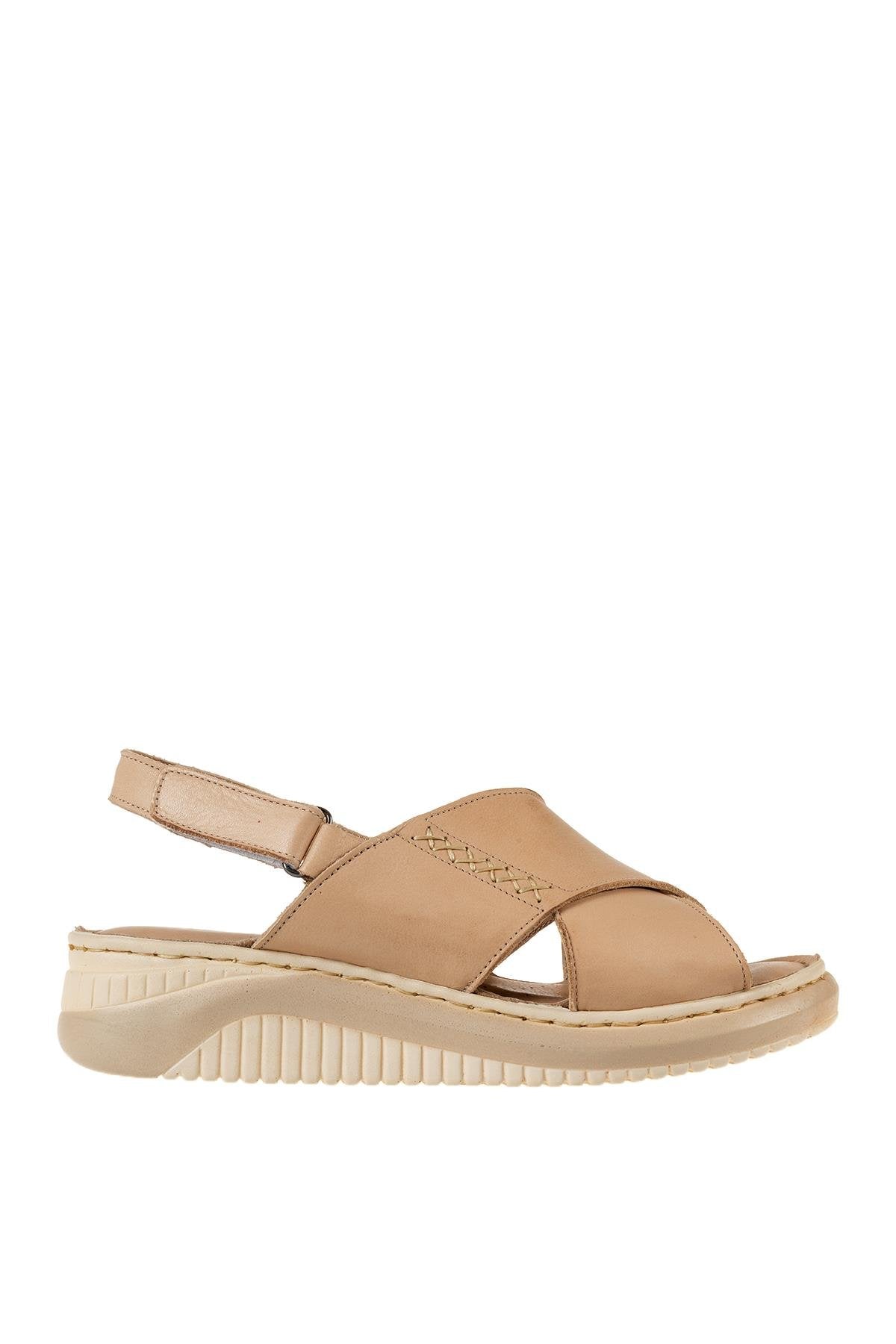ÜÇEL S083 KADIN SANDALET BEJ