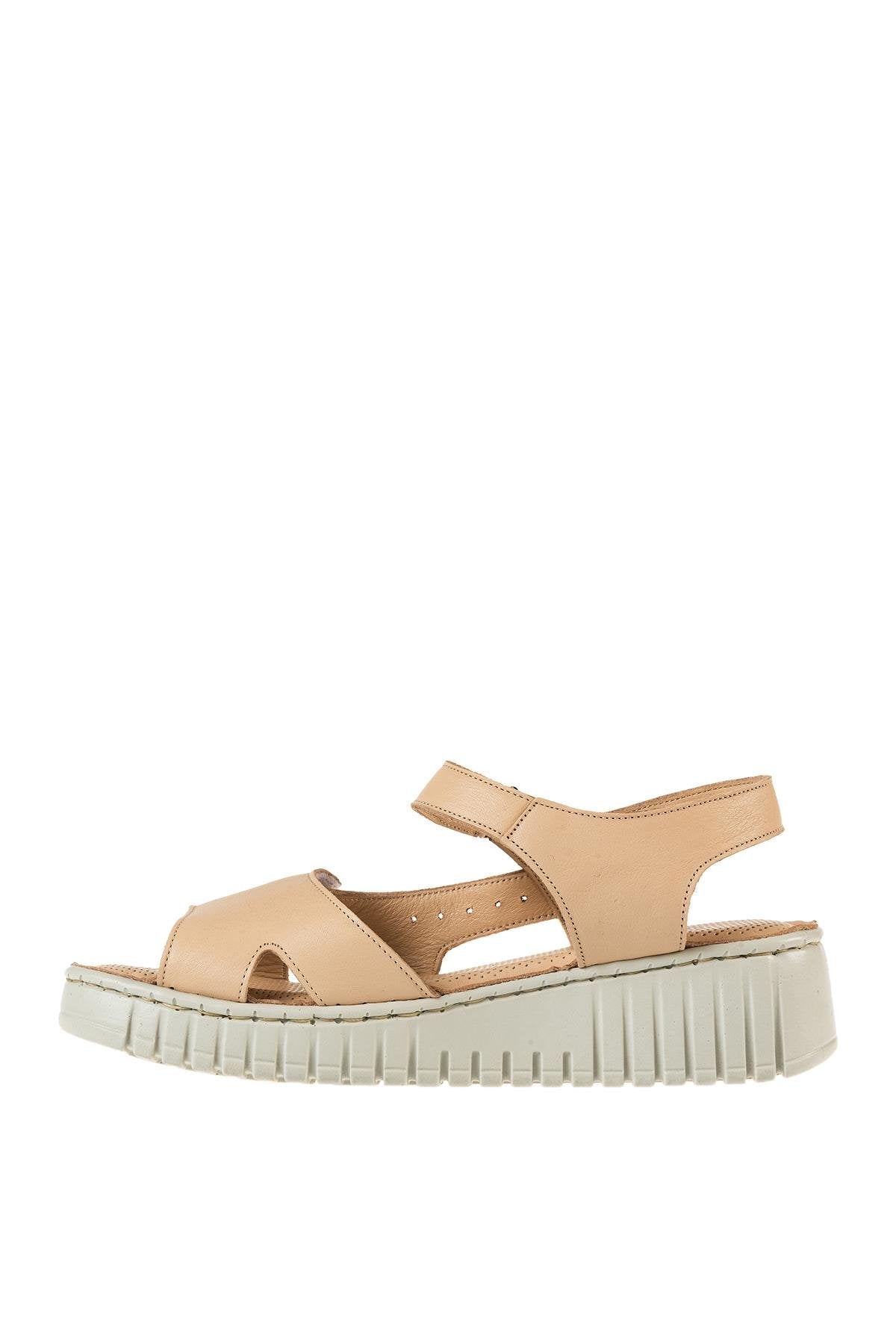 ÜÇEL S1003 KADIN SANDALET BEJ