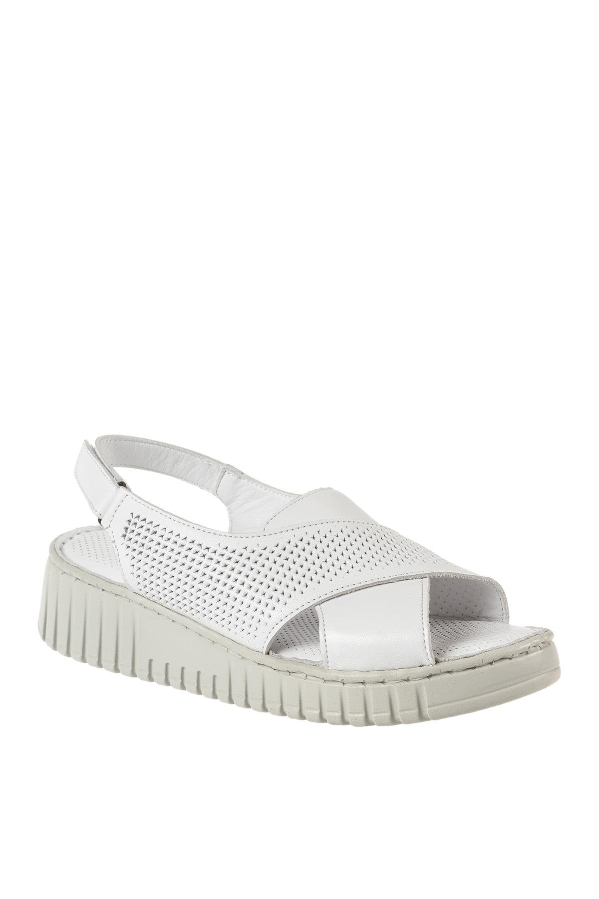 ÜÇEL S1002 KADIN SANDALET BEYAZ
