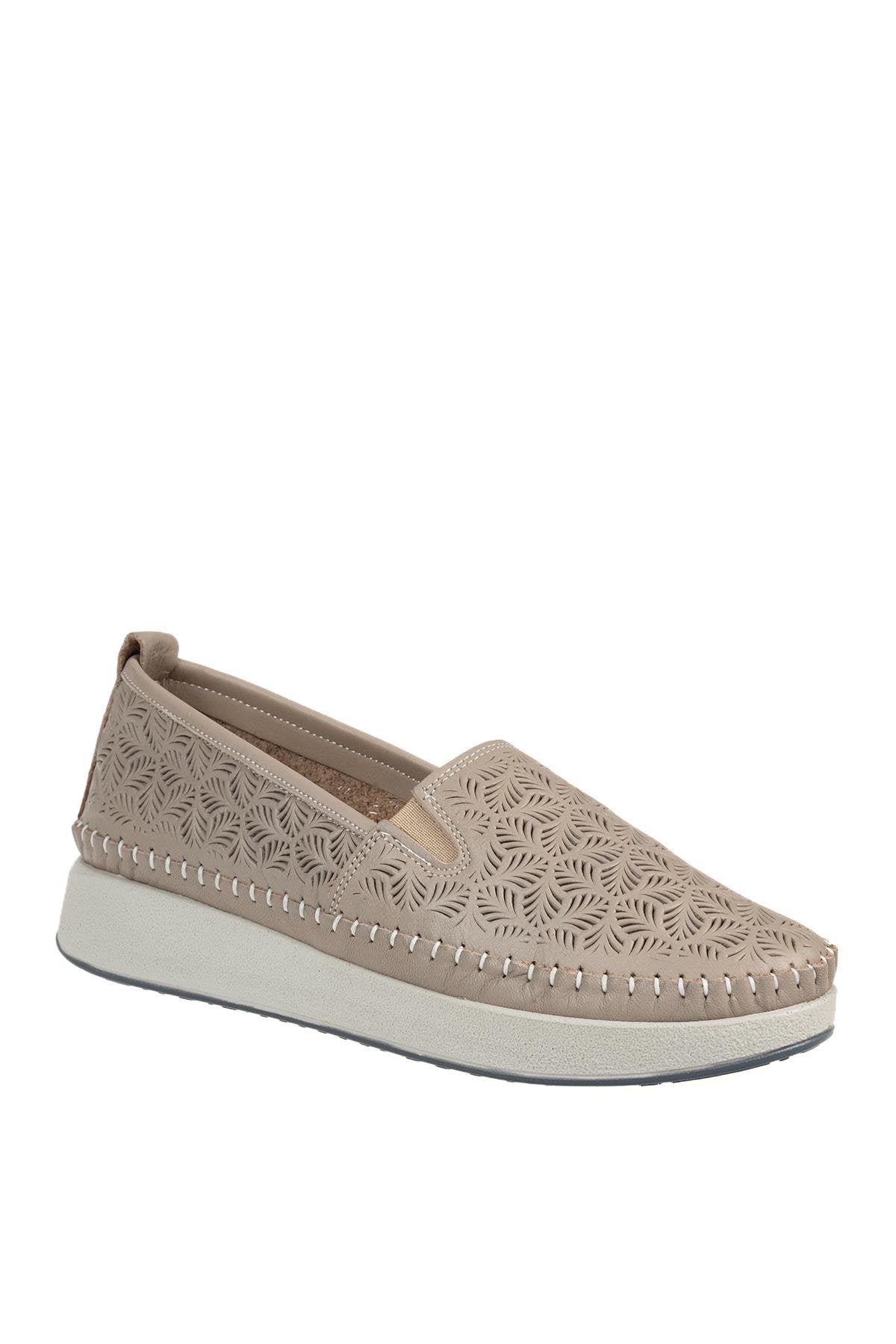ÜÇEL 84 KADIN COMFORT AYAKKABI SİLVER